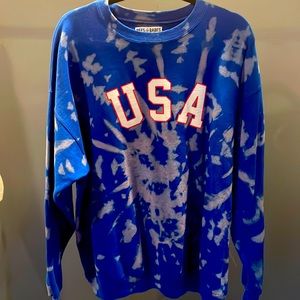 BFF&BABES Tie dye USA sweatshirt. Size XL. Blue and white.